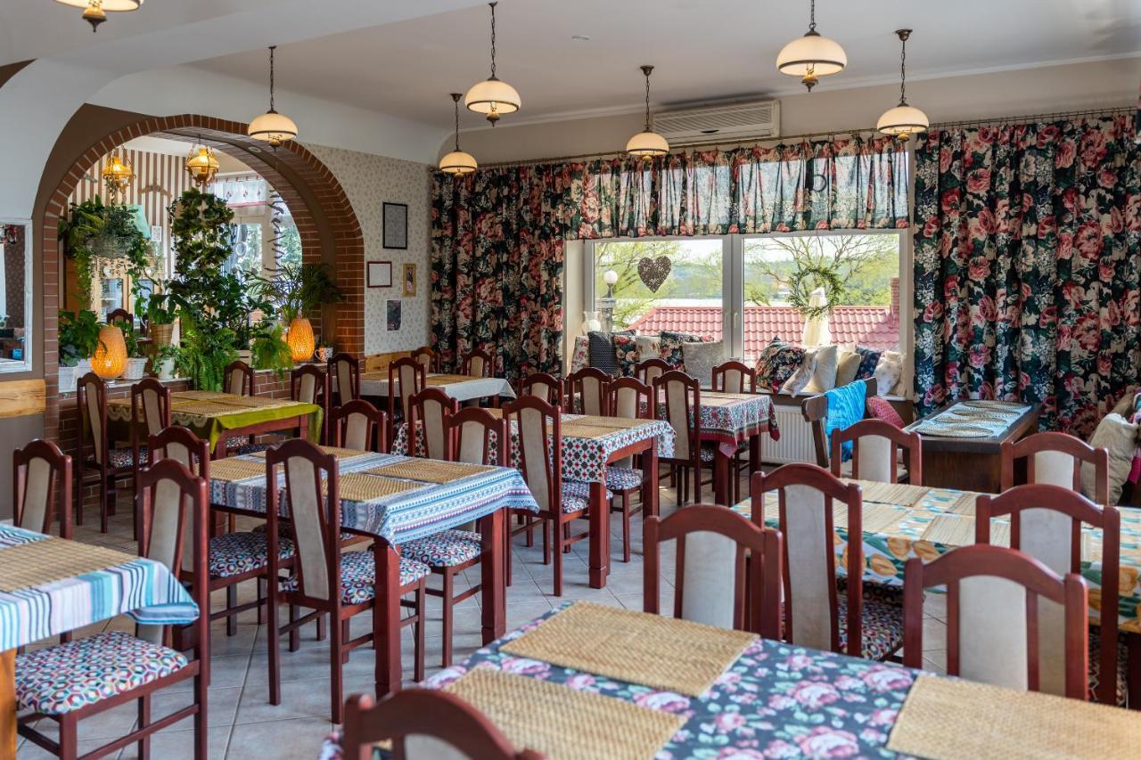 Gosciniec Skolimowka Restauracja I Pokoje Ze Sniadaniem Na Kaszubach ชเมียวล์โน ภายนอก รูปภาพ
